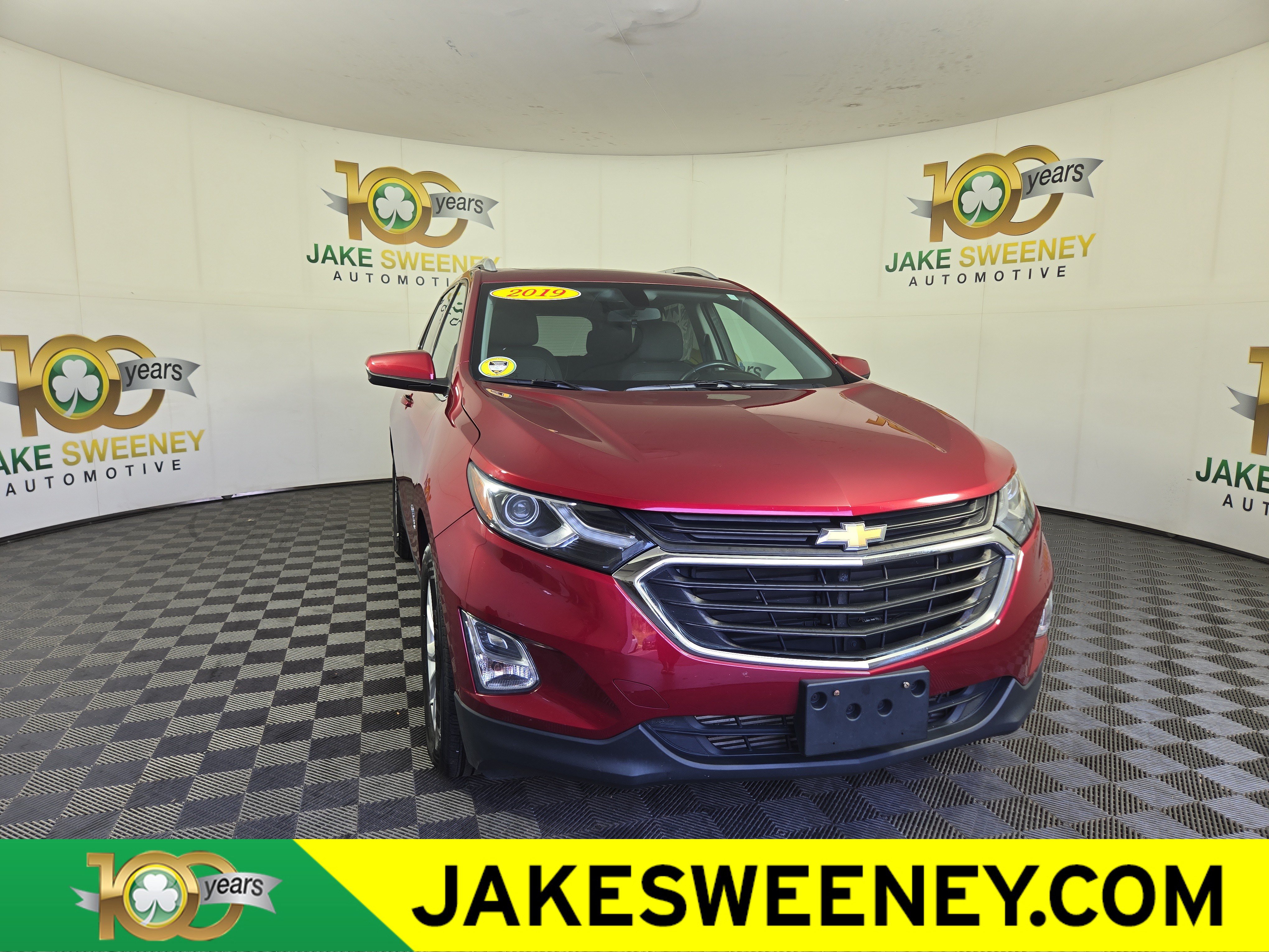 Used 2019 Chevrolet Equinox LT w/ Sun & Navigation Package FWD image 1