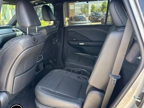 Used 2024 Lexus TX 350 AWD image 11