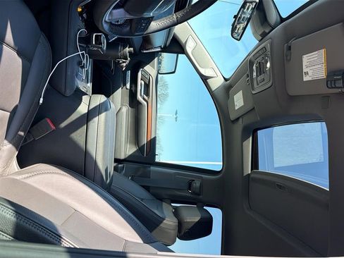Used 2024 GMC Sierra 1500 Denali image 7