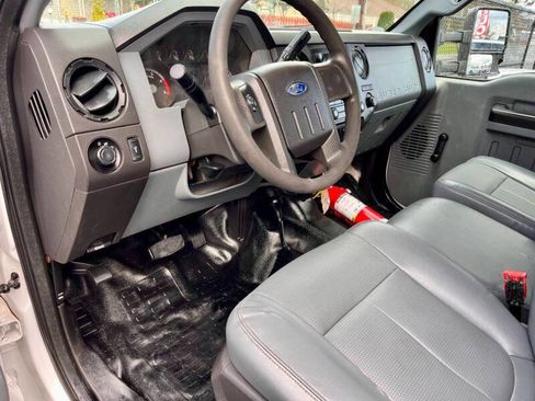 Used 2015 Ford F550 4x4 Crew Cab Super Duty image 14