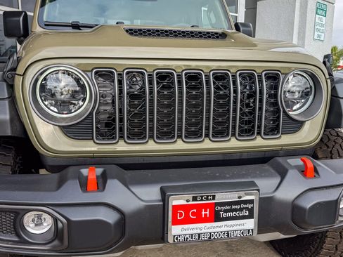New 2026 Jeep Gladiator Mojave image 5