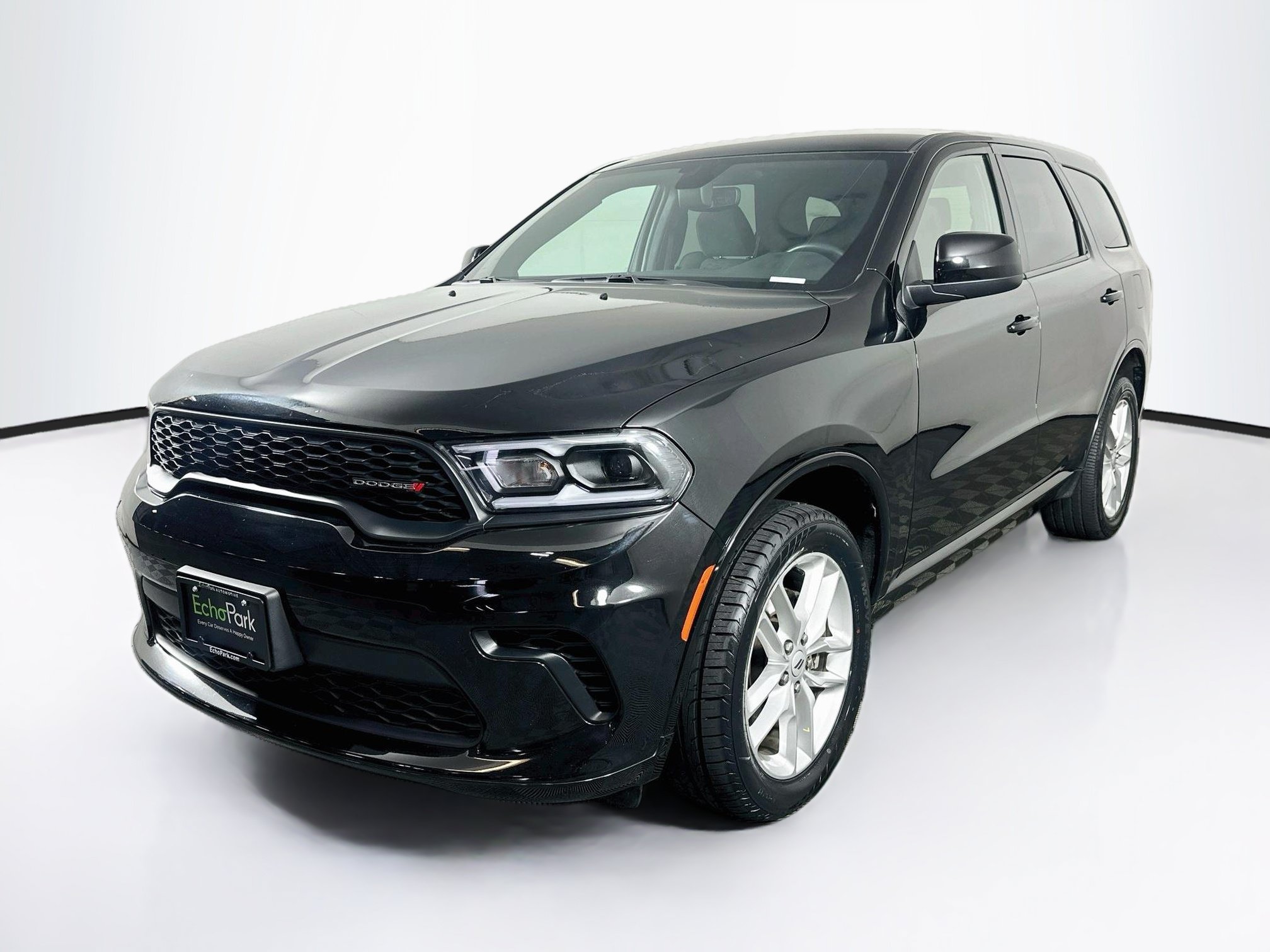 Used 2025 Dodge Durango GT AWD/4WD image 3