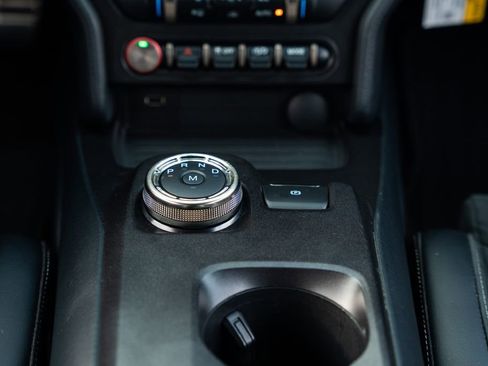 Used 2021 Ford Mustang Shelby GT500 w/ Carbon Fiber Track Pack image 37