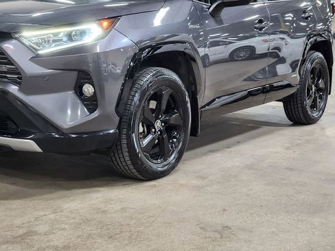 Used 2021 Toyota RAV4 XSE image 17
