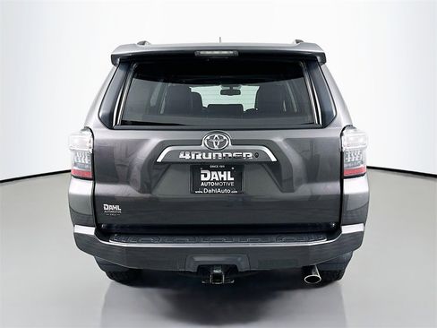 Used 2019 Toyota 4Runner SR5 Premium image 6