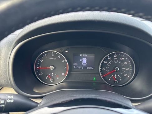 Used 2022 Kia Sportage EX w/ EX Technology Package image 17