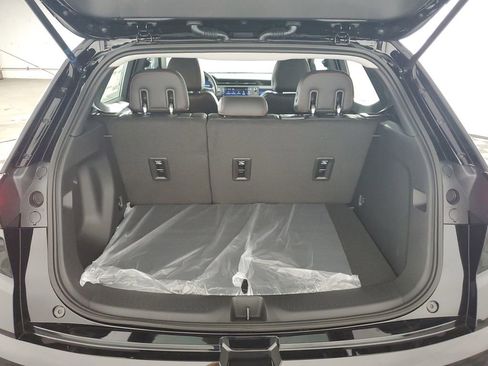 New 2027 Chevrolet Bolt RS w/ Super Cruise Package FWD image 32