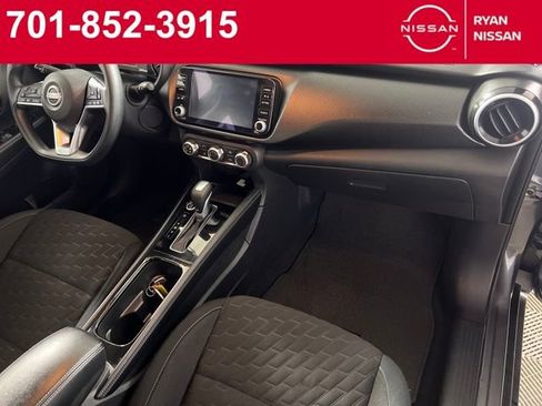 Certified 2023 Nissan Kicks SV image 30
