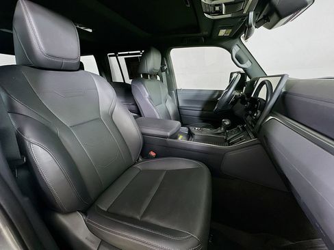 Used 2025 Lexus GX 550 w/ Accessory Package (Z1) image 11