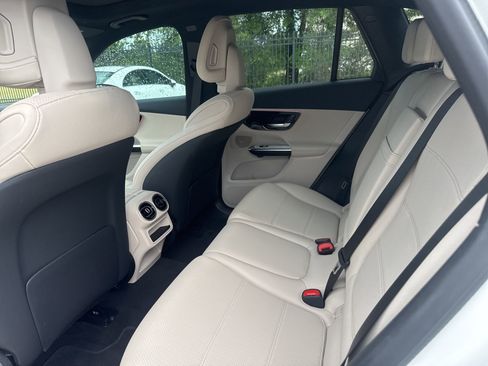 Certified 2026 Mercedes-Benz GLC 300 image 10