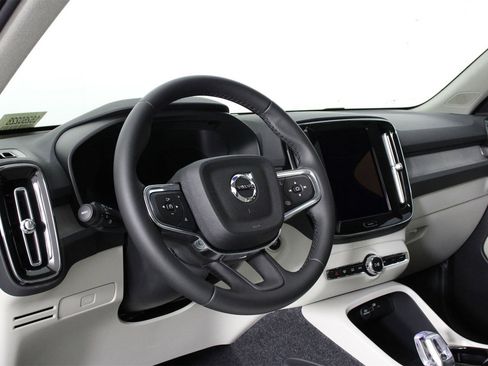 New 2026 Volvo XC40 B4 Plus w/ Climate Package image 8