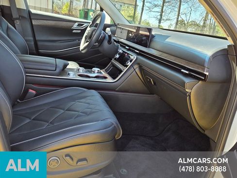 Used 2025 Genesis GV80 3.5T Prestige image 14