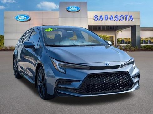 Used 2023 Toyota Corolla SE image 1