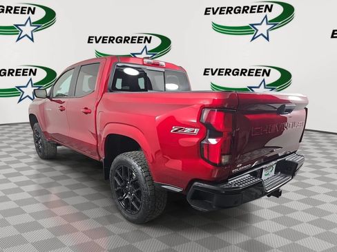 Used 2024 Chevrolet Colorado Z71 w/ Z71 Convenience Package 2 AWD/4WD image 7