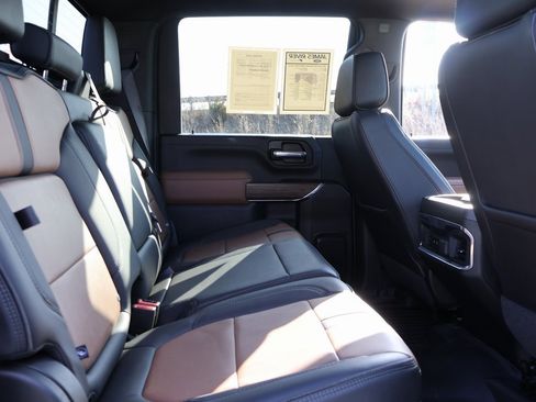 Used 2022 Chevrolet Silverado 3500 High Country w/ Safety Package II image 12