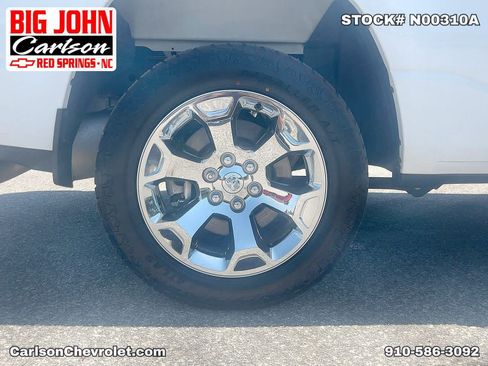 Used 2024 RAM 1500 Big Horn AWD/4WD image 39