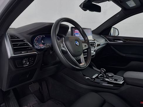 Used 2024 BMW X4 xDrive30i w/ Parking Assistance Package image 12