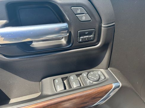 Used 2021 GMC Sierra 1500 SLT image 10