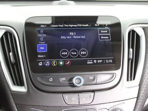 Used 2024 Chevrolet Malibu LT FWD image 11