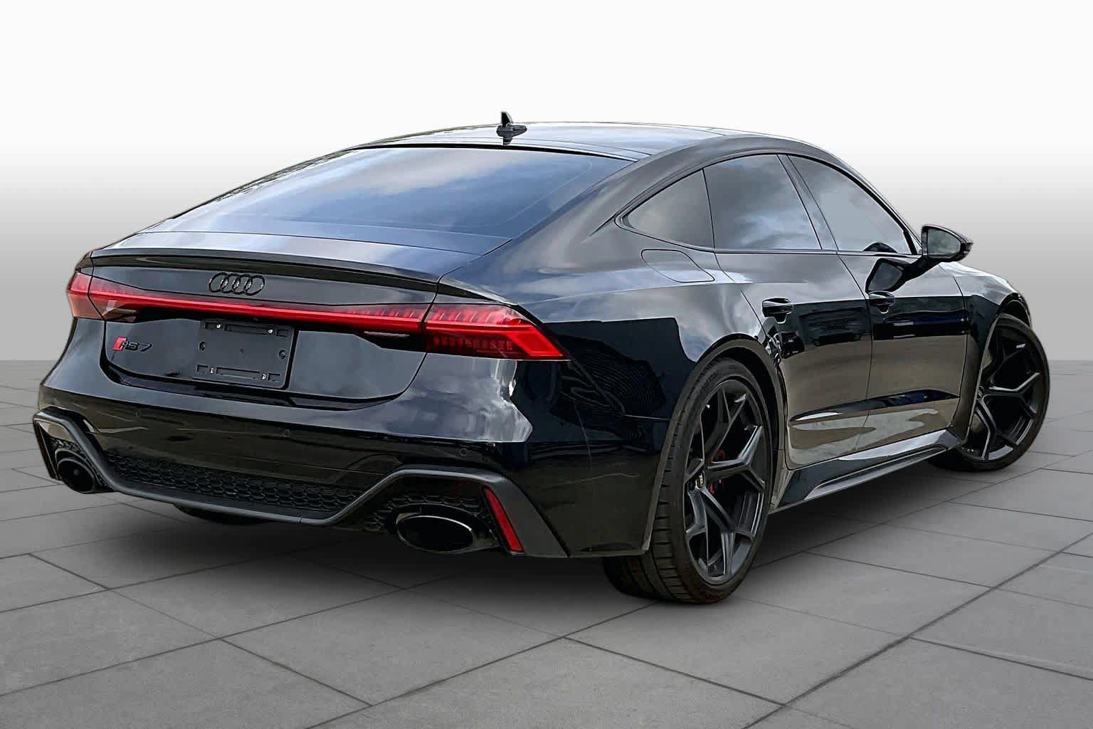 Used 2025 Audi RS 7 Performance AWD/4WD image 12