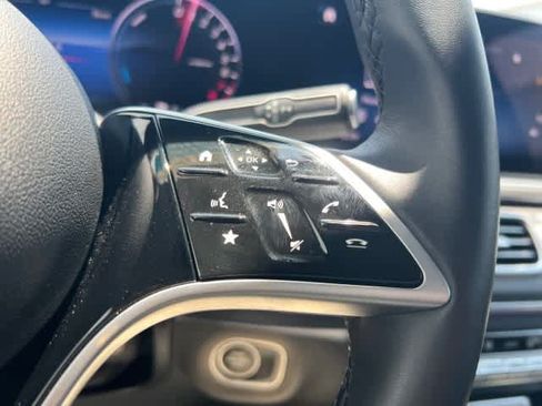 Certified 2025 Mercedes-Benz GLE 450e 4MATIC image 26