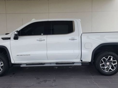 Used 2023 GMC Sierra 1500 SLT w/ SLT Premium Package image 9