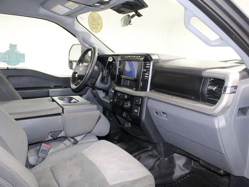 Used 2024 Ford F250 XLT image 31