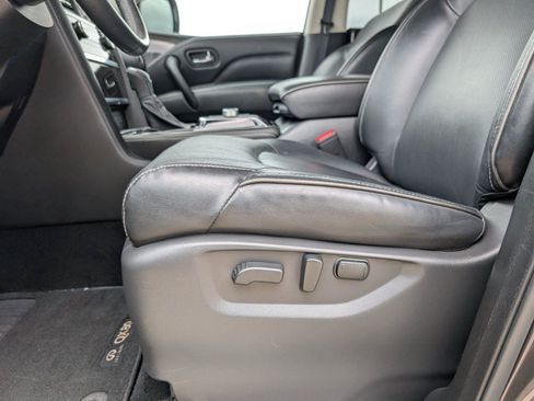 Used 2024 INFINITI QX80 Luxe RWD image 16