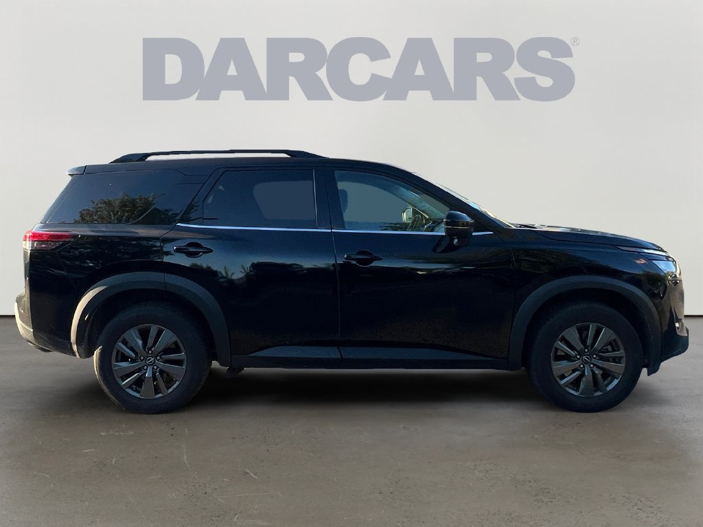 Used 2025 Nissan Pathfinder SV AWD/4WD image 8