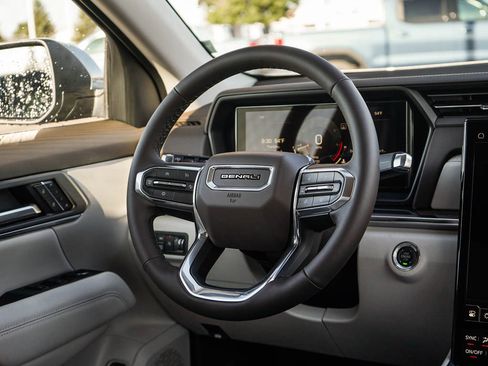 New 2026 GMC Terrain Denali w/ LPO, Floor Liner Package image 15