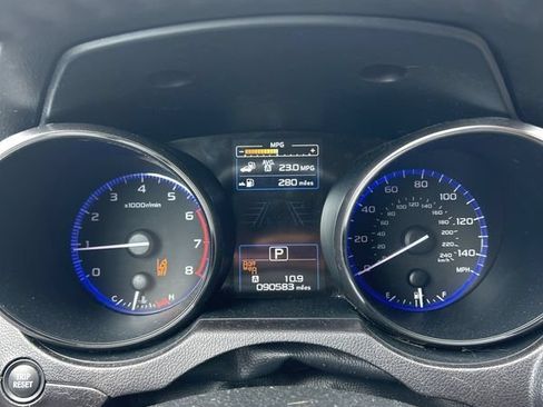 Used 2016 Subaru Outback 2.5i Limited AWD/4WD image 12