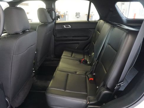 Used 2019 Ford Explorer 4WD Police Interceptor image 18