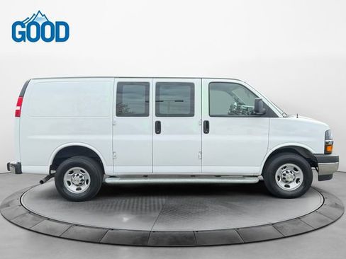 Used 2024 Chevrolet Express 2500 w/ Driver Convenience Package image 6