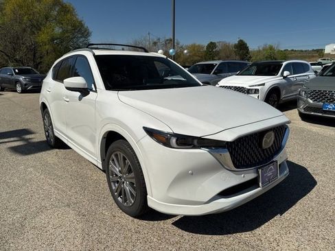 New 2025 MAZDA CX-5 Signature image 1