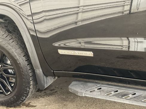 Used 2021 GMC Sierra 1500 Elevation image 10