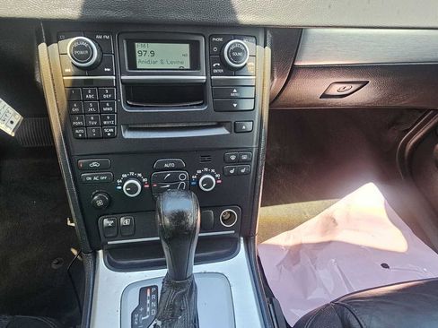 Used 2014 Volvo XC90 3.2 AWD/4WD image 16