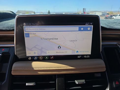 Used 2021 Chevrolet Tahoe Premier image 19