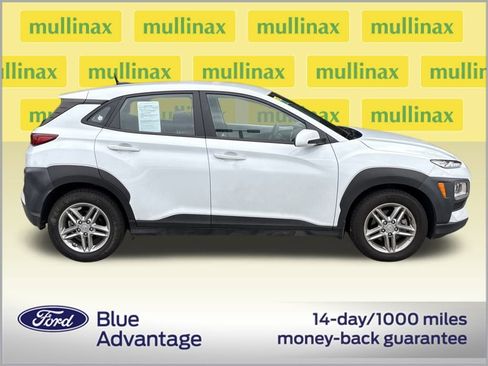Used 2021 Hyundai Kona SE image 2
