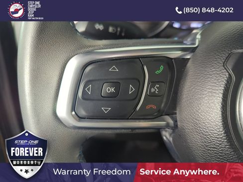 Used 2023 Jeep Wrangler Unlimited Rubicon 4xe AWD/4WD image 21