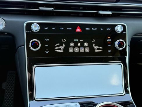 New 2026 Genesis GV80 2.5T image 17