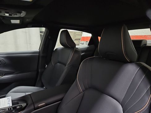 New 2026 Toyota Crown Platinum image 14