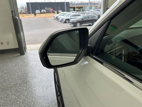 New 2026 Volkswagen Atlas SE image 38