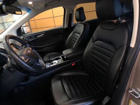 Certified 2020 Ford Edge SEL w/ Convenience Package image 10