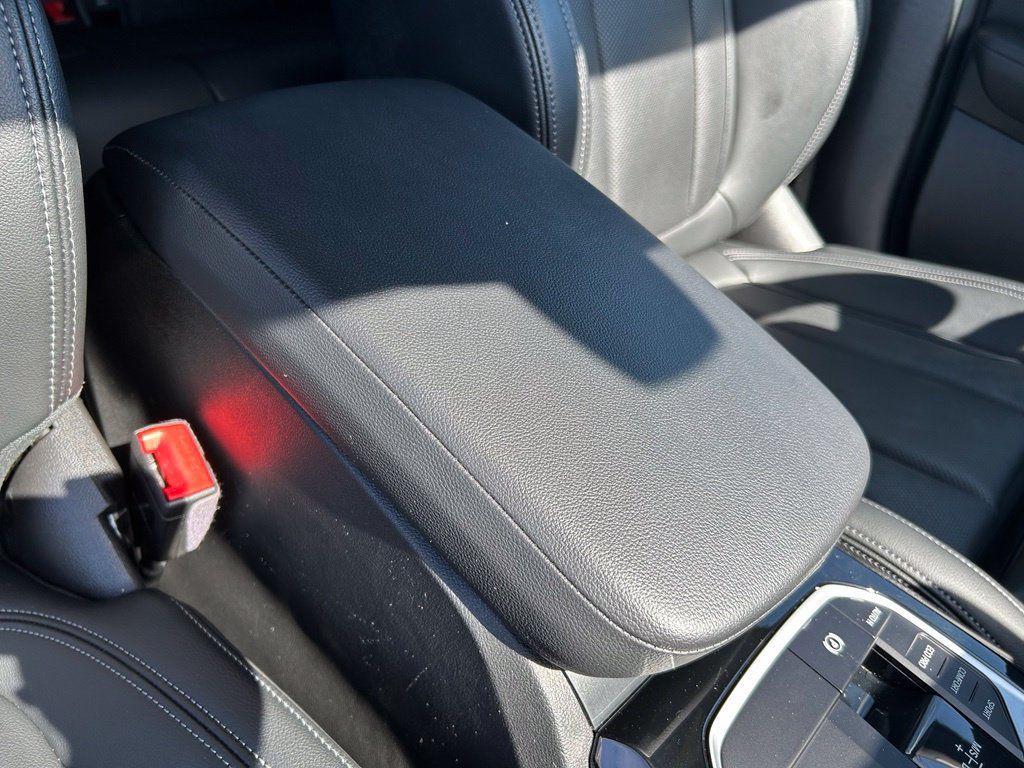 Used 2023 BMW X3 sDrive30i w/ M Sport Package RWD image 43