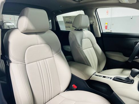 New 2026 Honda HR-V EX-L image 32