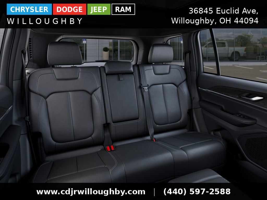 New 2025 Jeep Grand Cherokee Limited 4xe AWD/4WD image 18