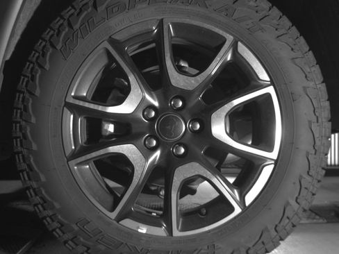 Used 2025 Jeep Compass Trailhawk AWD/4WD image 14