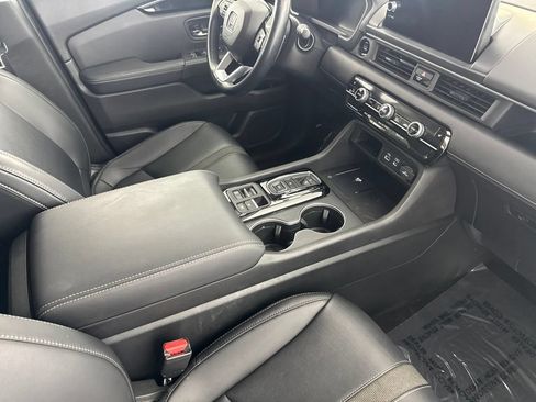 Used 2023 Honda Pilot Touring image 23