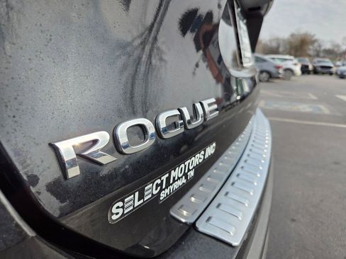 Used 2017 Nissan Rogue SL image 10