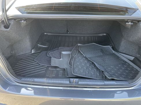 Used 2025 Subaru Legacy Premium image 12